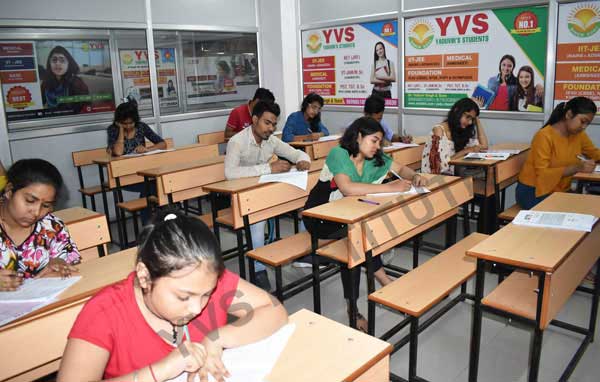12th class coaching in Delhi